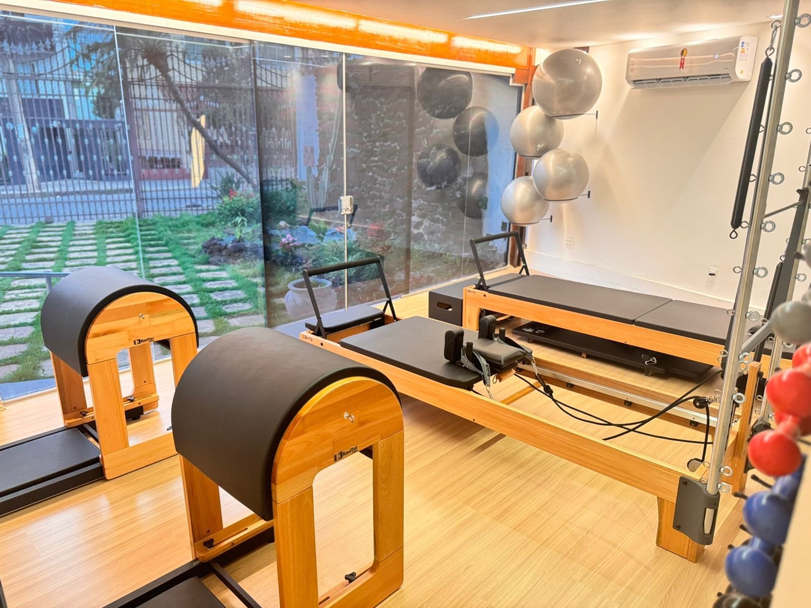 Aula de Pilates no estúdio Las Bayonas